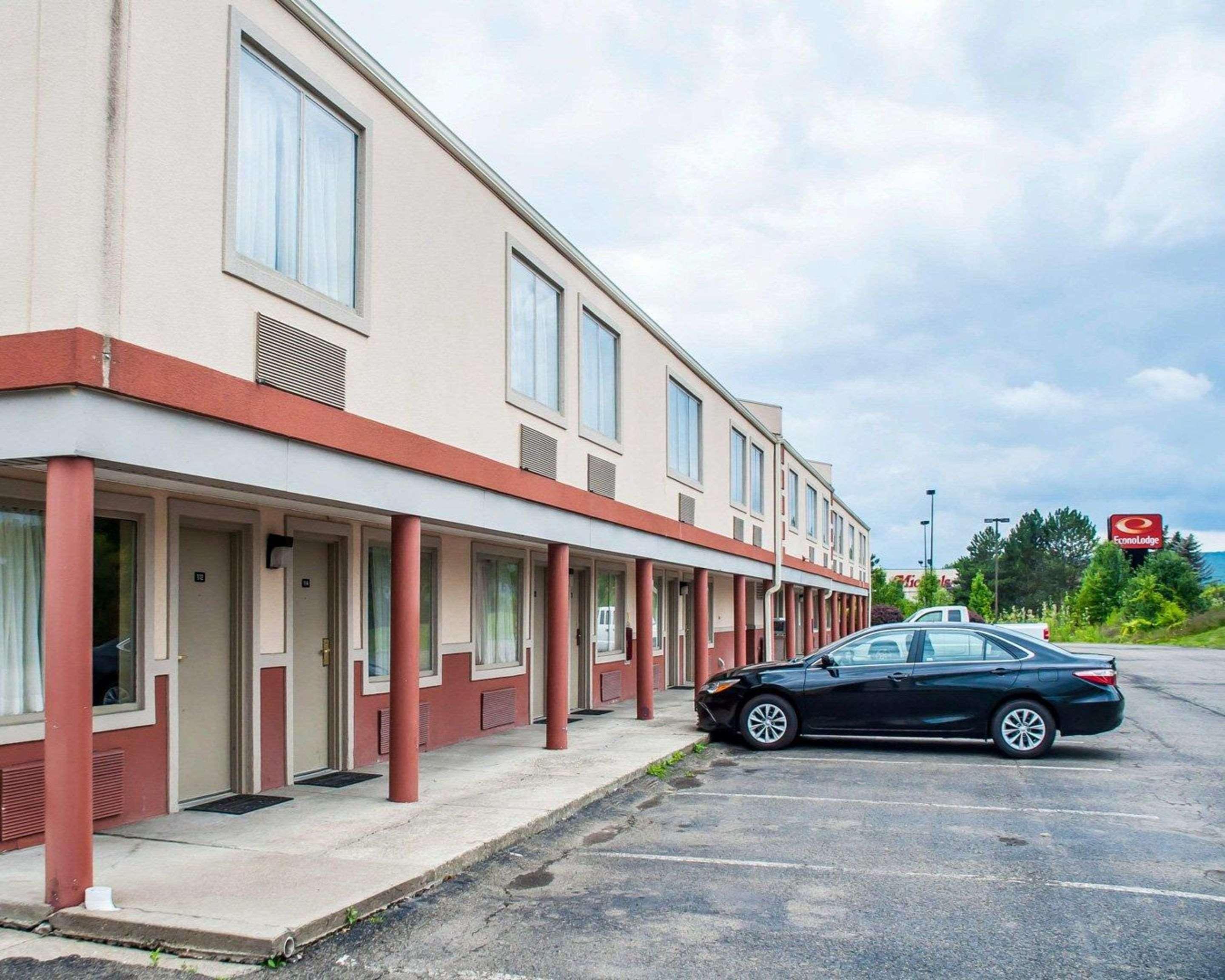Econo Lodge Elmira-Corning Fisherville Ngoại thất bức ảnh